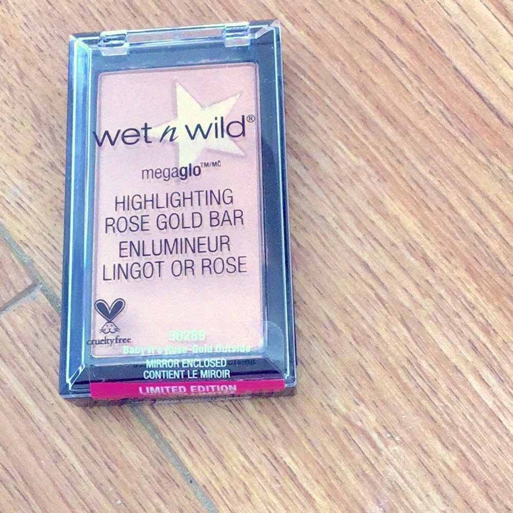 Wet n wild rose gold bar highlighter sealed 36289